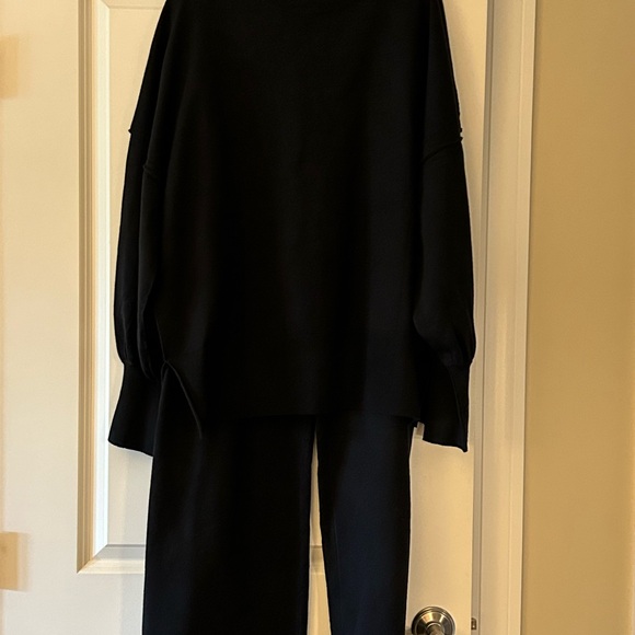 Amazon Black Cowl Neck Sweater with Turtleneck Style - Picture 2 of 7